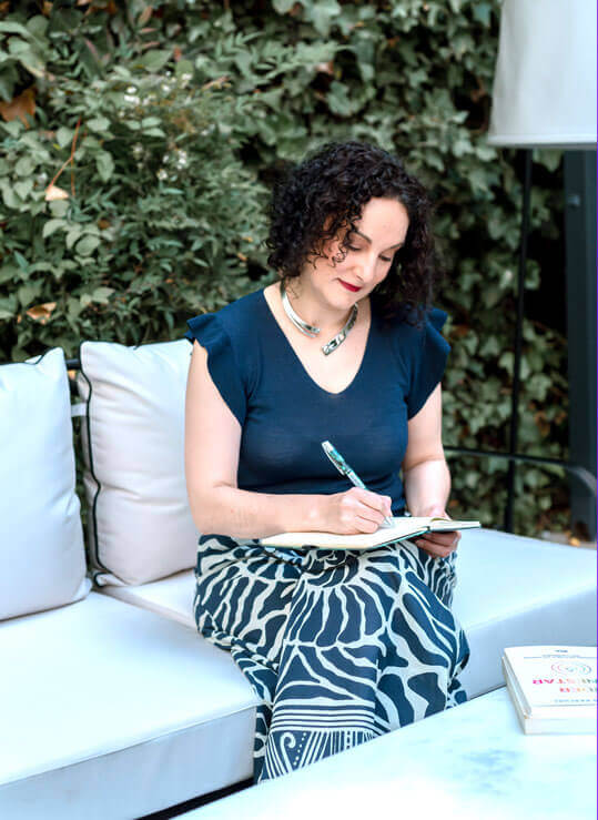 Dorit-Sauer-mentora-de-autoliderazgo-the-corner-of-excellence-acerca-de-escribiendo