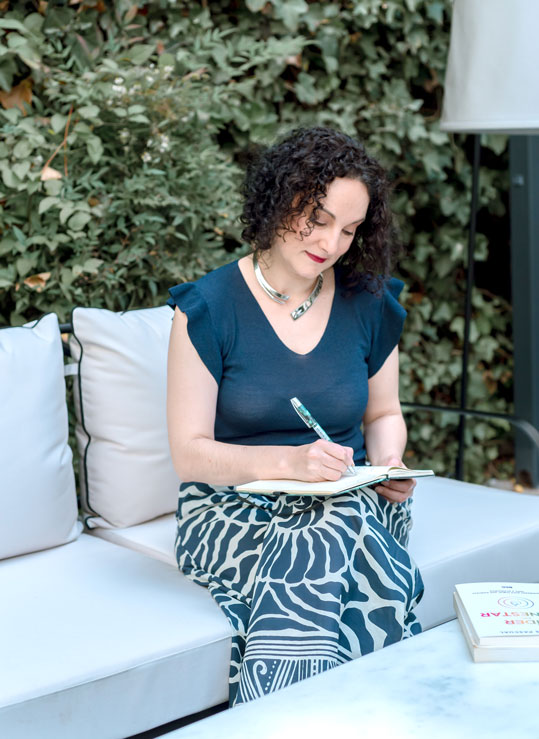 Dorit-Sauer-mentor-for-selfleadership-the-corner-of-excellence-about-writing