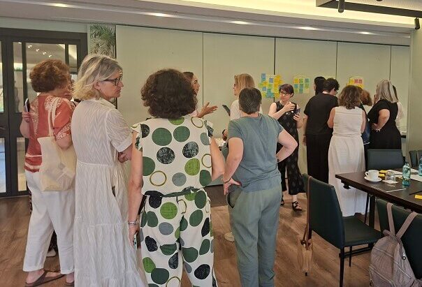 Taller workshop lluvia de ideas brainstorming teambuilding team building cohesion de equipos